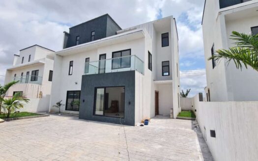 Spacious 4-Bedroom House in Gated Community – Academic City, Near Haatso