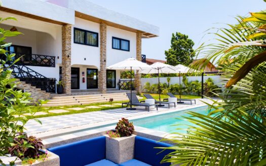 Opulent Boutique Villa Hotel in East Legon, Trasacco –